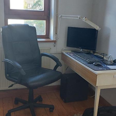 Helle Ruhige Zimmer Zu Vermieten 카셀 외부 사진