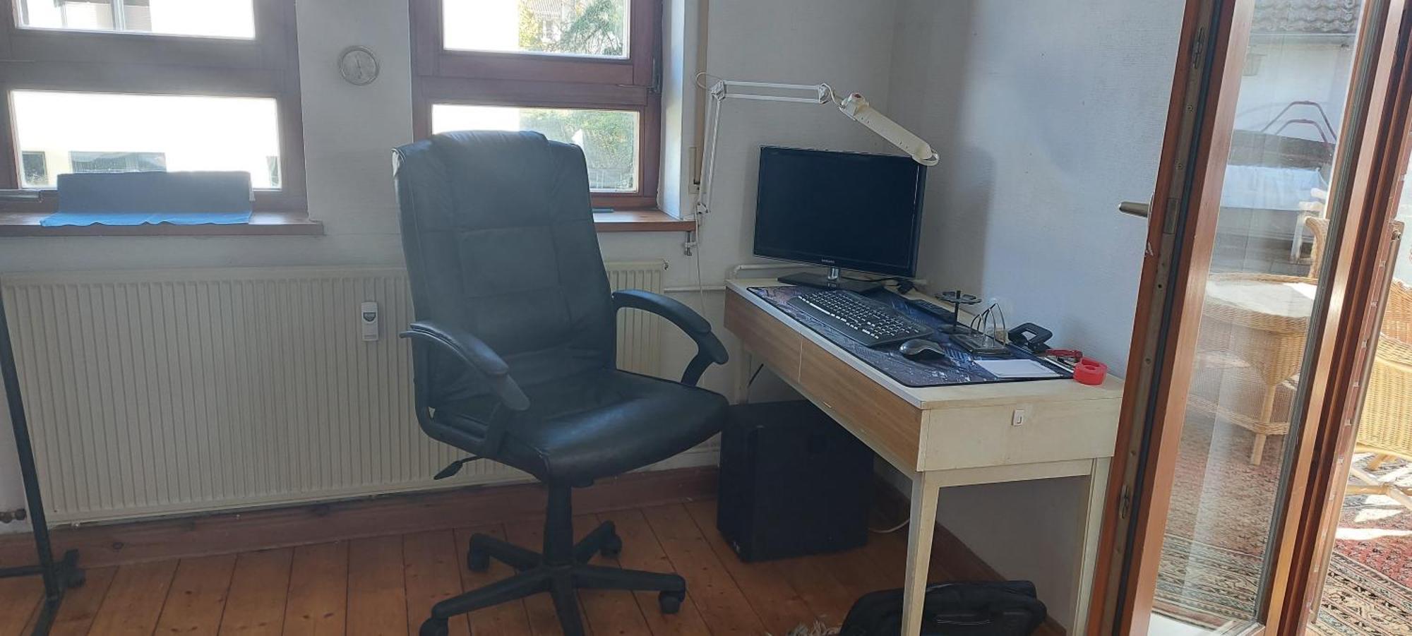 Helle Ruhige Zimmer Zu Vermieten 카셀 외부 사진